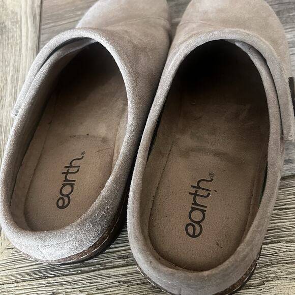 Earth Shoes Ezra Round Toe Casual Slip-on Flat Clogs Taupe Size 8.5 Comfort - Picture 4 of 8